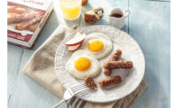 鸡蛋单面早餐香肠盘
