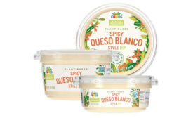 以植物为基础的辣Queso Blanco蘸酱是很好的食物